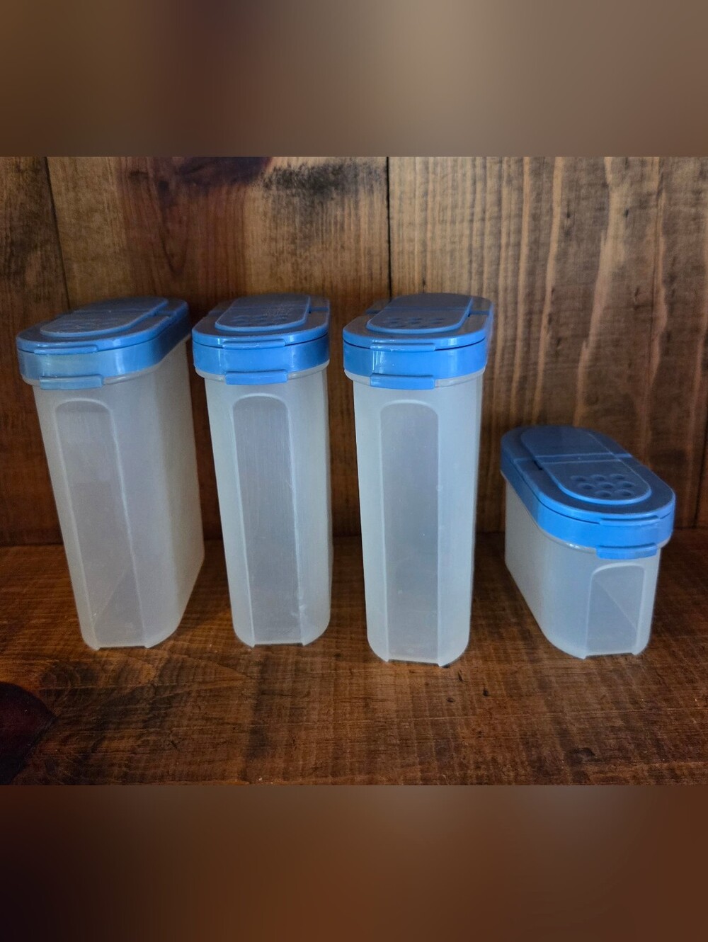 Tupperware Modular Mates Spice Container Set of 4 Blue Lids 1843 & 1846 3-L 1-S